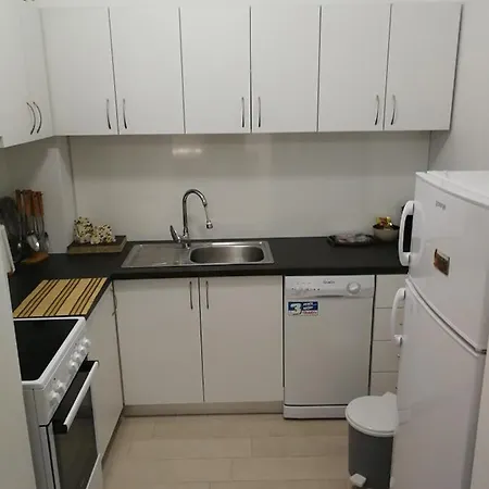 Adam's 2 Apartment *